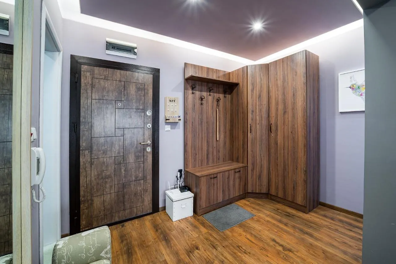 Colibri Central Apartment Varna 0*,